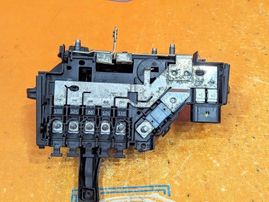 Блок предохранителей MERCEDES-BENZ C-класс W205/S205/C205/A205 (2014 - 2018) — Разборка Мерседес