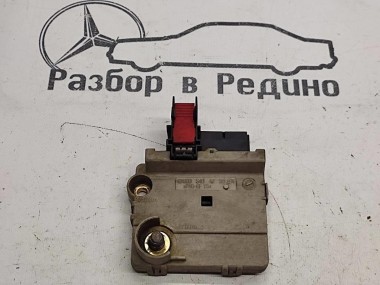 Блок предохранителей MERCEDES-BENZ S-класс W220 рестайлинг (2002 - 2005) — Разборка Мерседес