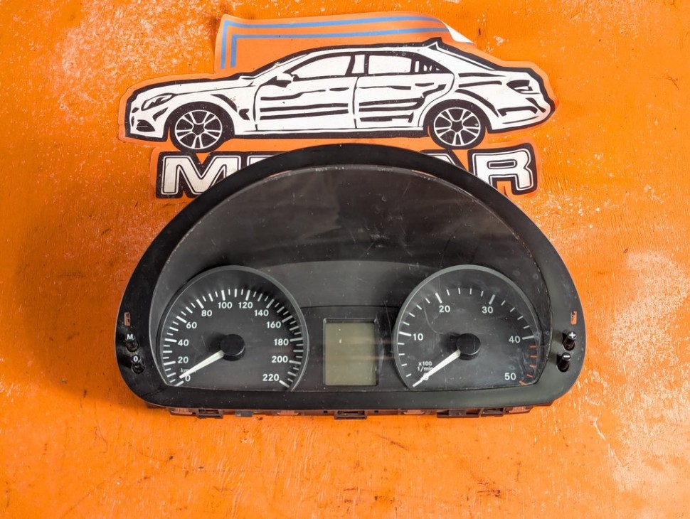 Щиток приборов MERCEDES-BENZ V-класс W639 (2003 - 2014) фото 1 &mdash; Разборка Мерседес