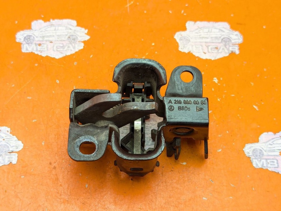 Замок капота MERCEDES-BENZ CLS-класс C219 (2004 - 2008) фото 1 &mdash; Разборка Мерседес