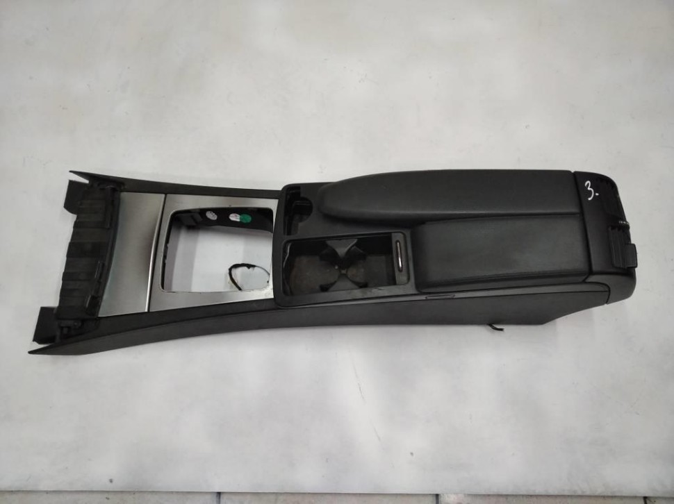 Подлокотник MERCEDES-BENZ E-класс W212/S212/C207/A207 (2009 - 2013) фото 1 — Разборка Мерседес