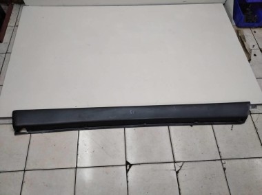 Порог пластиковый правый MERCEDES-BENZ M-класс W163 (1997 - 2001) — Разборка Мерседес