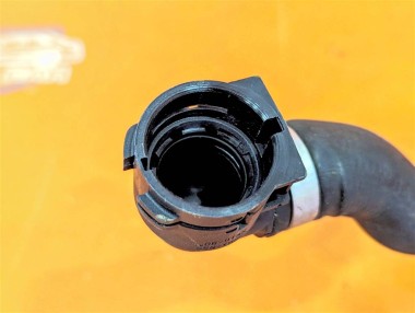 Патрубок ОЖ MERCEDES-BENZ C-класс W204/S204 (2006 - 2011) — Разборка Мерседес