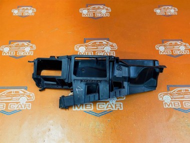 Воздухозаборник MERCEDES-BENZ E-класс W212/S212/C207/A207 (2009 - 2013) — Разборка Мерседес