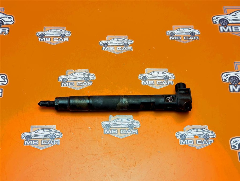 Форсунка ДИЗЕЛЬ MERCEDES-BENZ C-класс W204/S204 (2006 - 2011) фото 1 — Разборка Мерседес