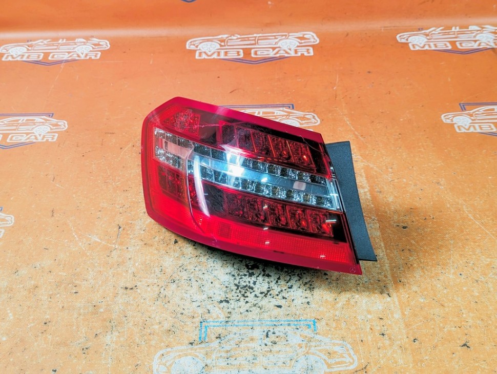 Фонарь задний левый MERCEDES-BENZ E-класс W212/S212/C207/A207 (2009 - 2013) фото 1 — Разборка Мерседес