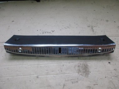 Накладка замка багажника MERCEDES-BENZ S-класс W222/C217/A217 (2013 - 2017) — Разборка Мерседес