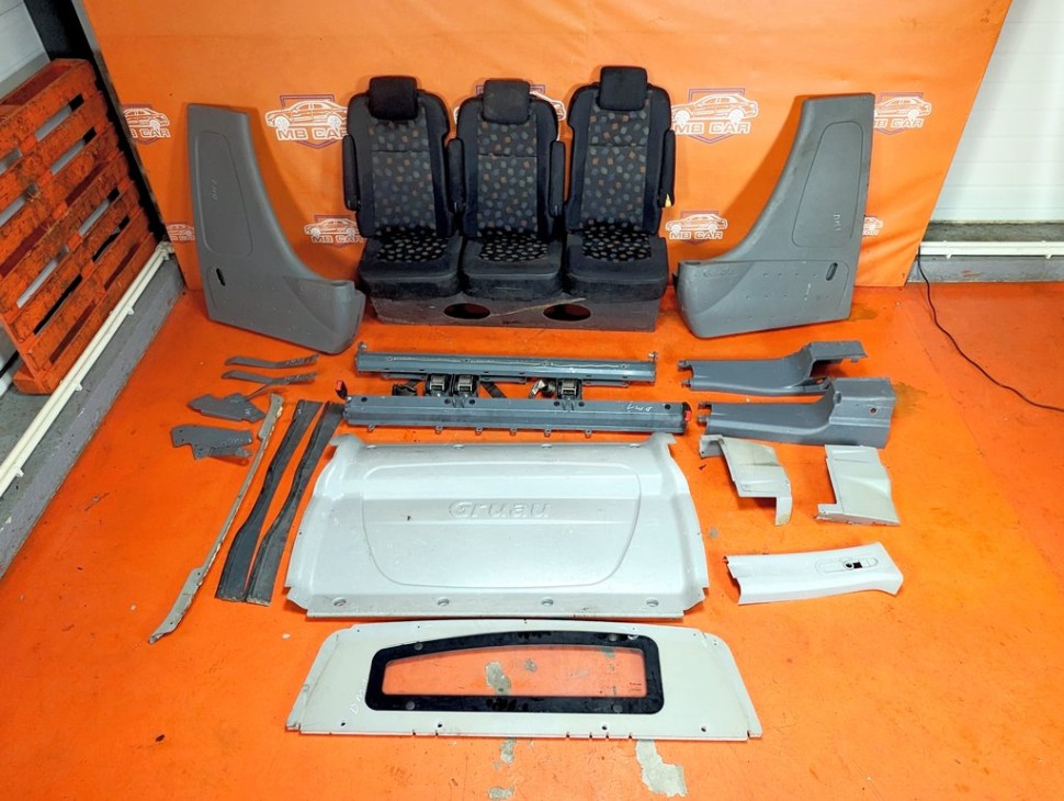 Сиденье заднее MERCEDES-BENZ Vito W639 (2003 - 2010) фото 1 &mdash; Разборка Мерседес
