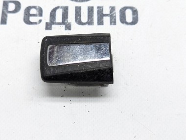 Крышка ручки двери MERCEDES-BENZ W124 W124/S124/C124/A124 (1984 - 1993) — Разборка Мерседес