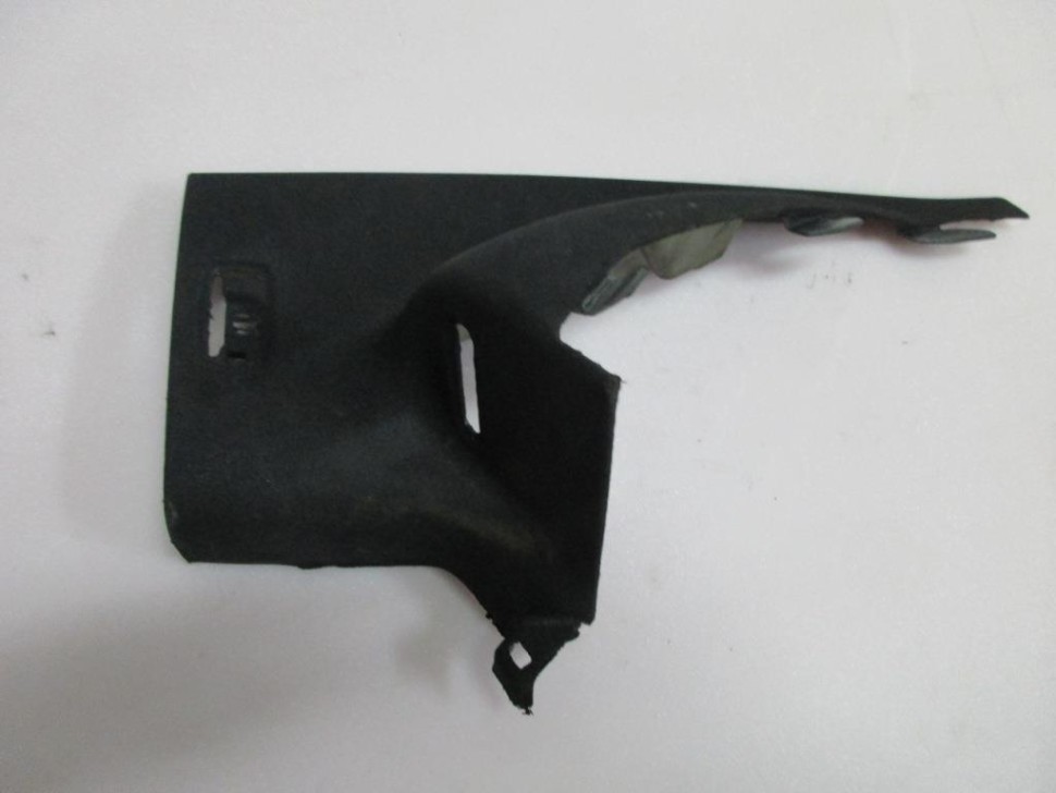 Накладка задней стойки MERCEDES-BENZ E-класс W212/S212/C207/A207 (2009 - 2013) фото 1 — Разборка Мерседес