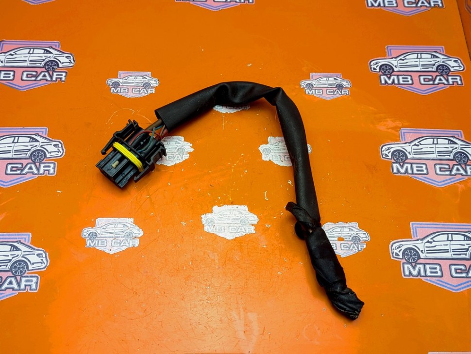 Разъем MERCEDES-BENZ E-класс W211/S211 (2002 - 2006) фото 1 &mdash; Разборка Мерседес