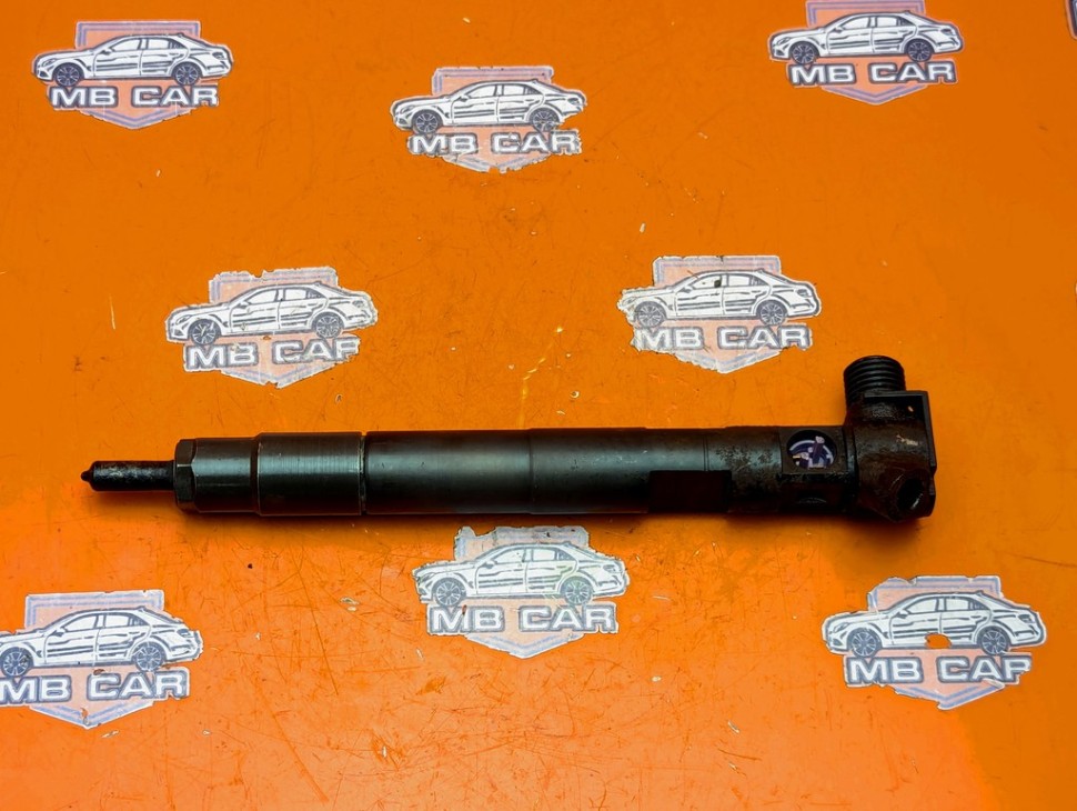 Форсунка ДИЗЕЛЬ MERCEDES-BENZ V-класс W639 (2003 - 2014) фото 1 — Разборка Мерседес