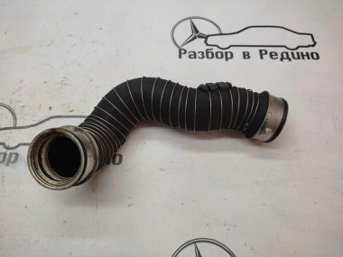 Патрубок интеркулера MERCEDES-BENZ C-класс W203/S203/CL203 рестайлинг (2004 - 2008) — Разборка Мерседес