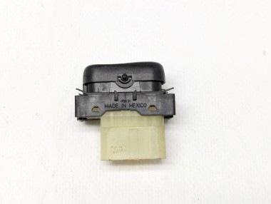 Кнопка MERCEDES-BENZ M-класс W163 (1997 - 2001) — Разборка Мерседес