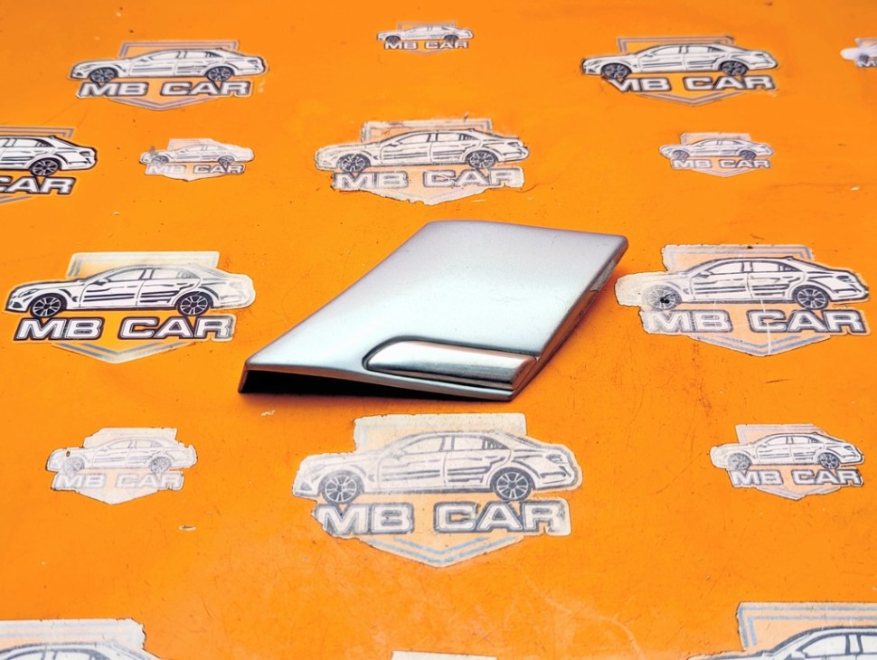 Молдинг крыла левый MERCEDES-BENZ S-класс W220 (1998 - 2005) фото 1 &mdash; Разборка Мерседес