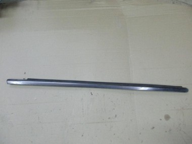 Молдинг стекла двери MERCEDES-BENZ E-класс W211/S211 (2002 - 2006) — Разборка Мерседес