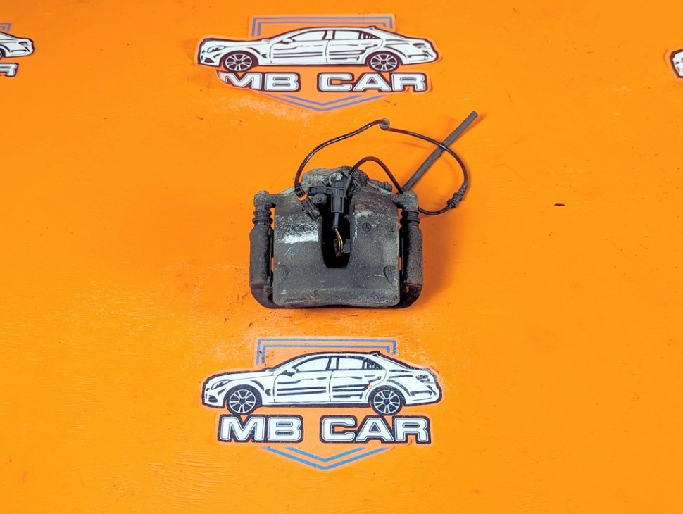Суппорт передний правый MERCEDES-BENZ C-класс W204/S204/С204 рестайлинг (2011 - 2015) фото 1 &mdash; Разборка Мерседес