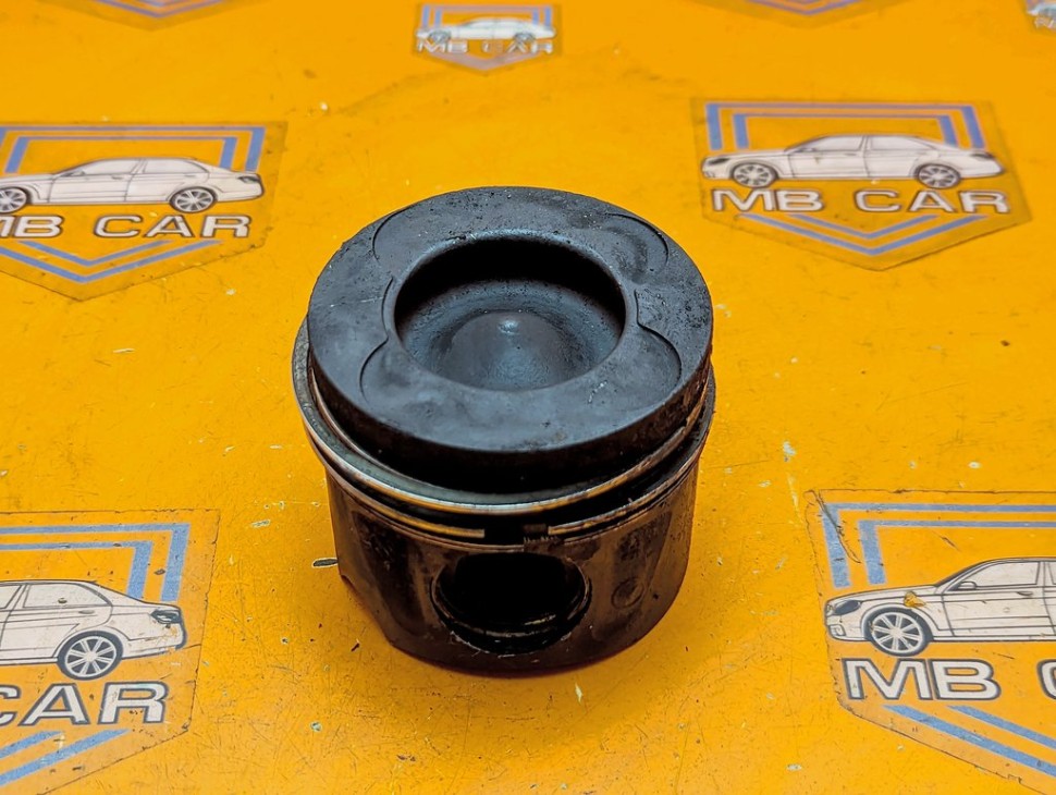 Поршень дизель MERCEDES-BENZ E-класс W212/S212/C207/A207 (2009 - 2013) фото 1 &mdash; Разборка Мерседес