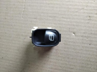 Кнопка стеклоподъемников MERCEDES-BENZ C-класс W203/S203/CL203 (2000 - 2004) — Разборка Мерседес
