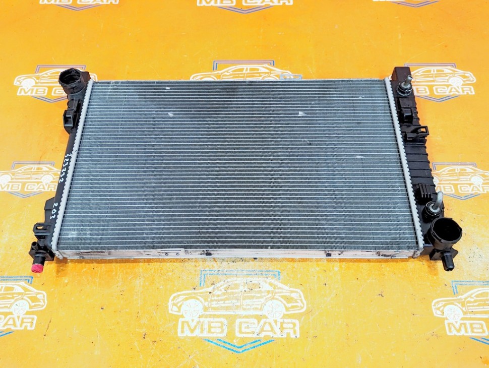 Радиатор MERCEDES-BENZ C-класс W203/S203/CL203 рестайлинг (2004 - 2008) фото 1 — Разборка Мерседес