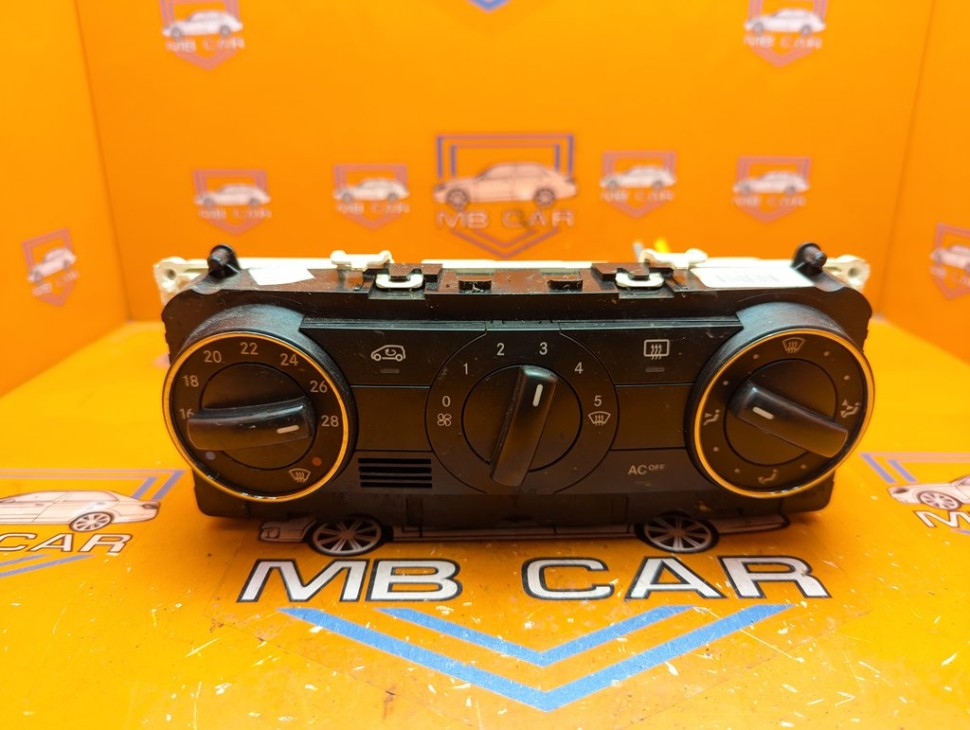 Панель управления климатом MERCEDES-BENZ A-класс W169 (2004 - 2008) фото 1 &mdash; Разборка Мерседес