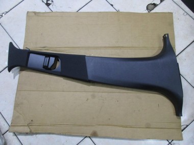 Накладка средней стойки MERCEDES-BENZ E-класс W212/S212/C207/A207 (2009 - 2013) — Разборка Мерседес