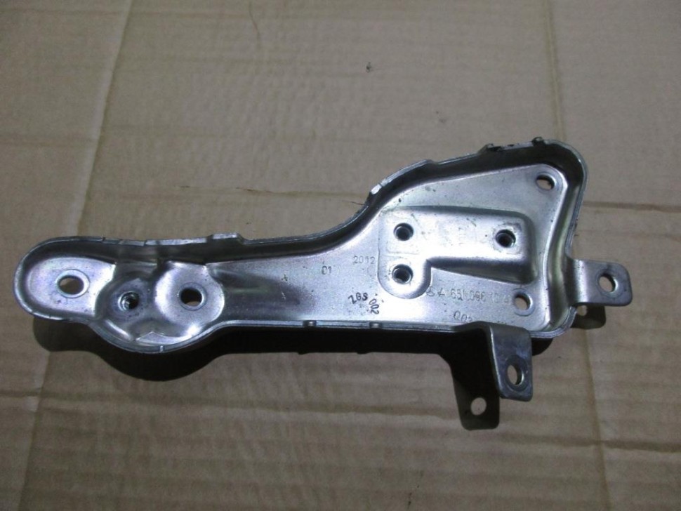 Кронштейн MERCEDES-BENZ E-класс W212/S212/C207/A207 (2009 - 2013) фото 1 — Разборка Мерседес