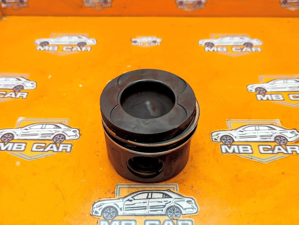 Поршень дизель MERCEDES-BENZ GLE-класс Coupe C292 (2015 - 2019) фото 1 &mdash; Разборка Мерседес