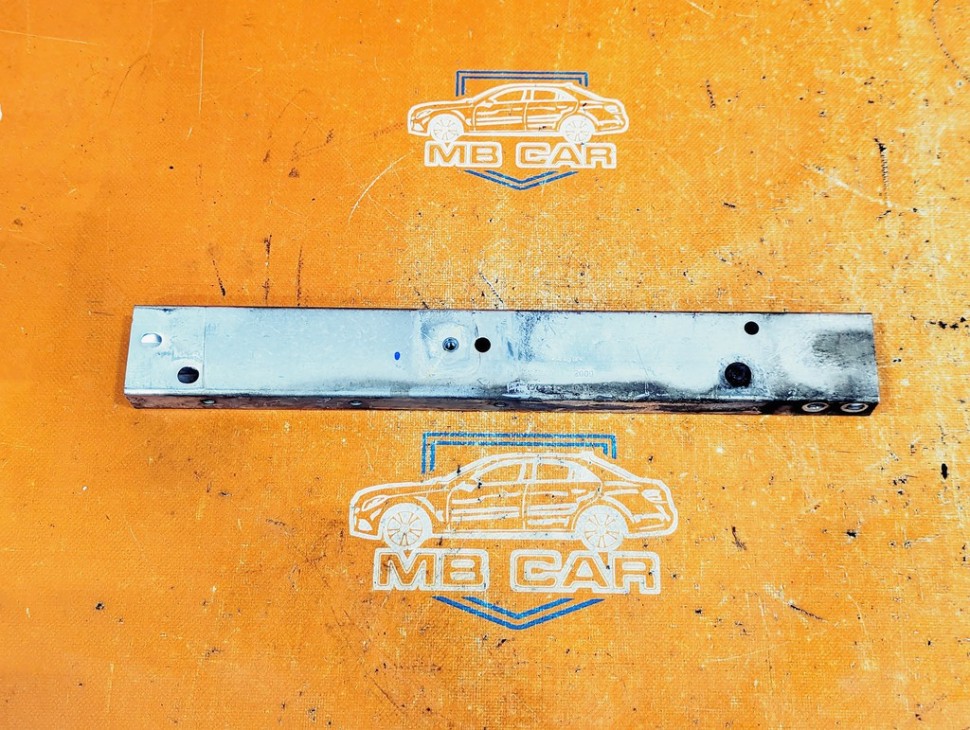 Кронштейн усилителя переднего бампера MERCEDES-BENZ A-класс W176 рестайлинг (2015 - 2018) фото 1 — Разборка Мерседес