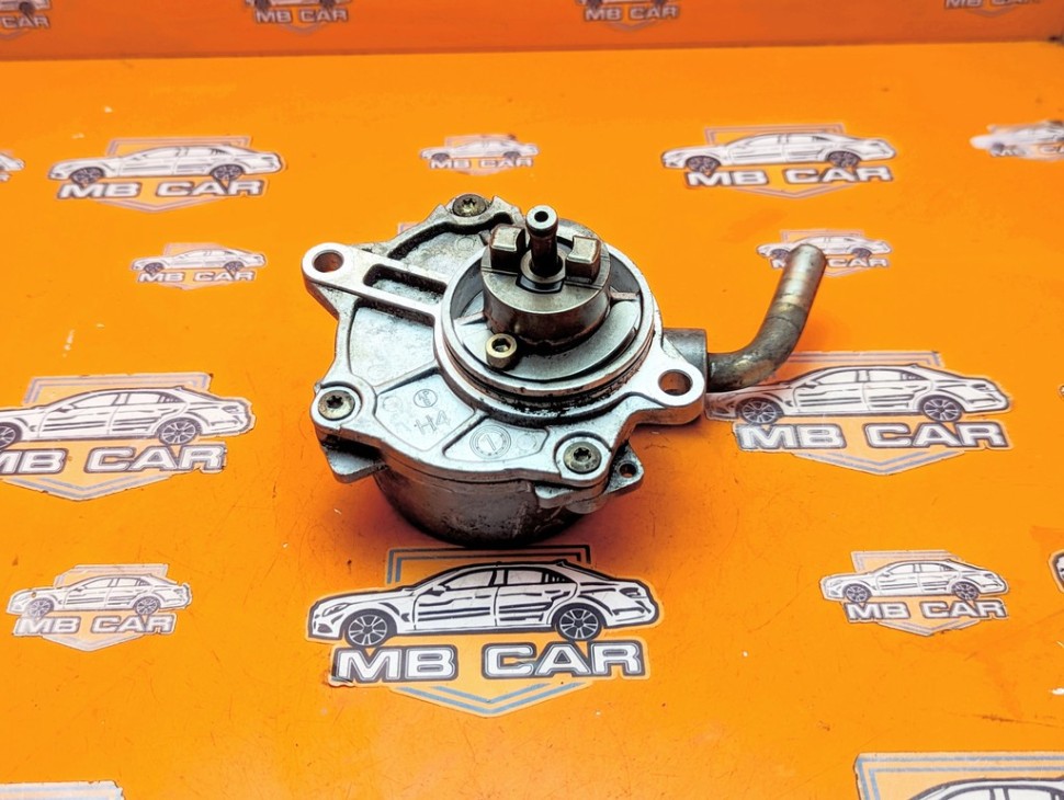 Насос вакуумный MERCEDES-BENZ E-класс W210/S210 рестайлинг (1999 - 2003) фото 1 — Разборка Мерседес