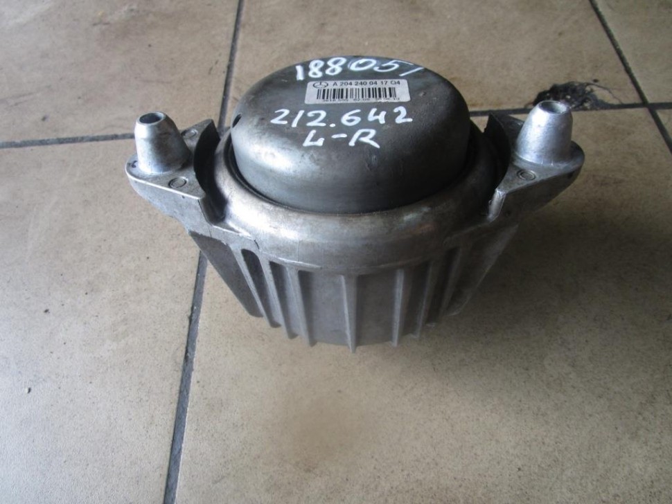 Опора двигателя MERCEDES-BENZ E-класс W212/S212/C207/A207 (2009 - 2013) фото 1 — Разборка Мерседес