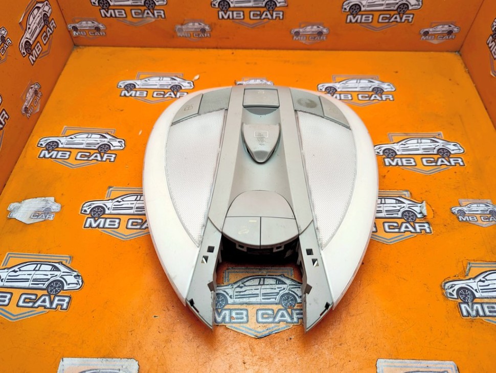 Плафон салона MERCEDES-BENZ CLS-класс C219 (2004 - 2008) фото 1 &mdash; Разборка Мерседес