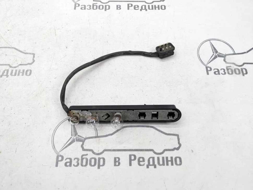 Плата заднего фонаря MERCEDES-BENZ W124 W124/S124/C124/A124 (1984 - 1993) фото 1 — Разборка Мерседес