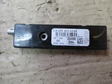 Усилитель антенны MERCEDES-BENZ C-класс W204/S204 (2006 - 2011) — Разборка Мерседес