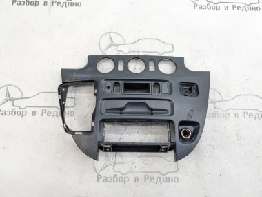 Накладка торпеды MERCEDES-BENZ Sprinter w901 — Разборка Мерседес