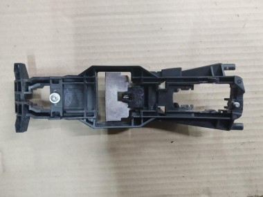 Ответная часть замка двери MERCEDES-BENZ CLK-класс C209/A209 (2002 - 2005) — Разборка Мерседес