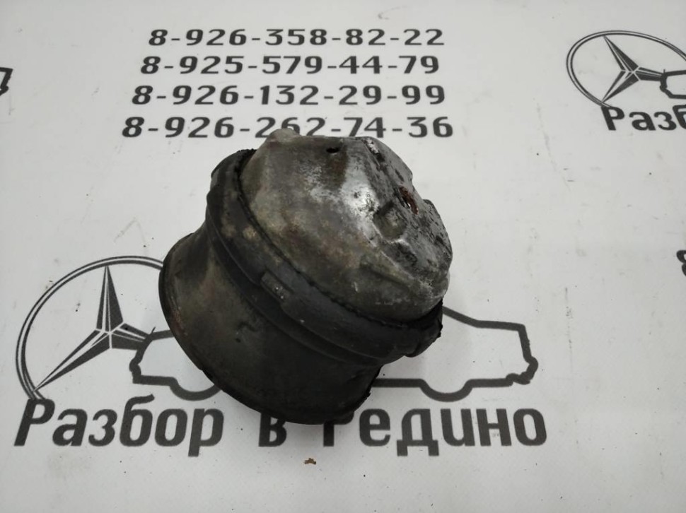 Опора двигателя MERCEDES-BENZ C-класс W203/S203/CL203 (2000 - 2004) фото 1 &mdash; Разборка Мерседес