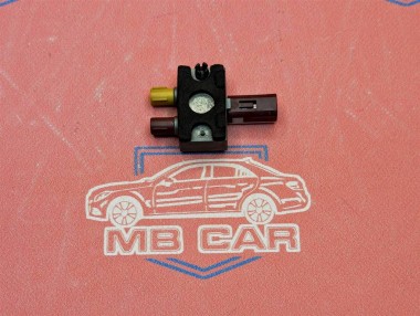 Усилитель антенны MERCEDES-BENZ GL-класс X166 (2012 - 2016) — Разборка Мерседес