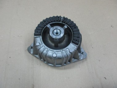 Опора двигателя MERCEDES-BENZ E-класс W212/S212/C207/A207 (2009 - 2013) — Разборка Мерседес