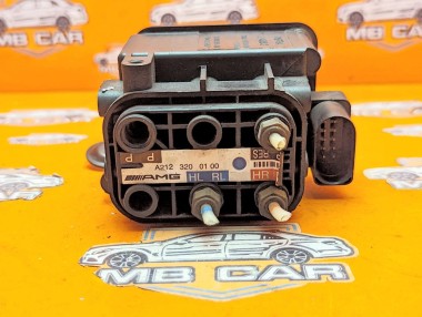 Блок клапанов пневмоподвески MERCEDES-BENZ E-класс AMG W212/S212/C207/A207 рестайлинг (2013 - 2016) — Разборка Мерседес