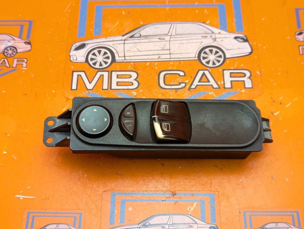 Блок кнопок стеклоподъемников MERCEDES-BENZ Vito W639 (2003 - 2010) фото 1 &mdash; Разборка Мерседес