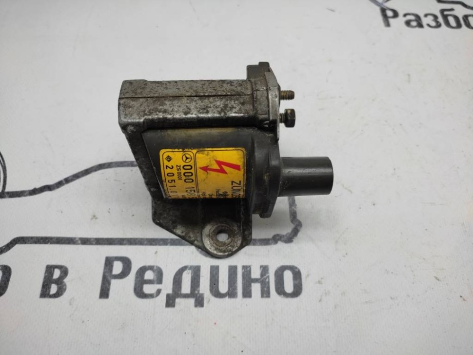 Катушка зажигания MERCEDES-BENZ W124 W124/S124/C124/A124 (1984 - 1993) фото 1 — Разборка Мерседес