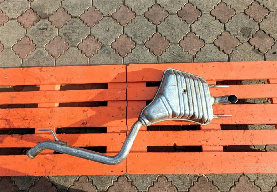 Глушитель MERCEDES-BENZ S-класс W221 (2005 - 2009) фото 1 — Разборка Мерседес