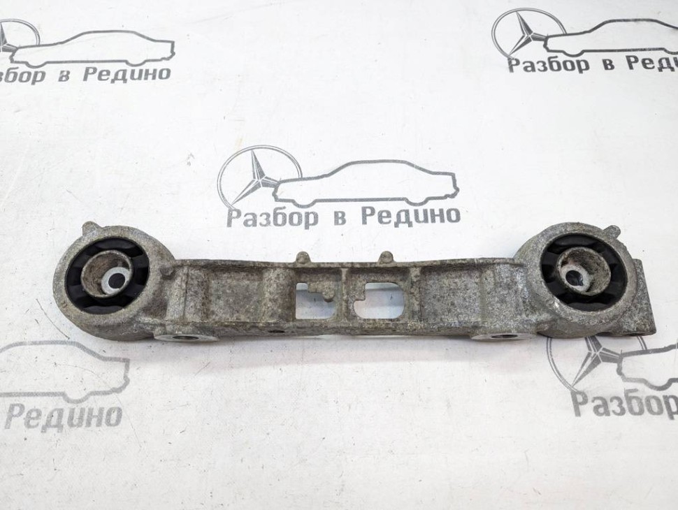 Кронштейн редуктора MERCEDES-BENZ V-класс W447 рестайлинг (2019 - 2025) фото 1 — Разборка Мерседес