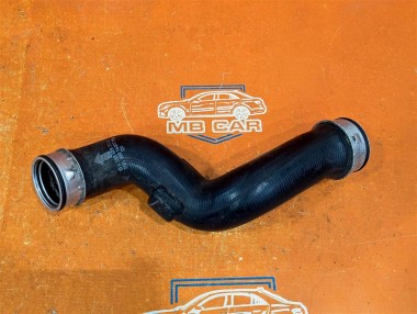 Патрубок интеркулера MERCEDES-BENZ C-класс W203/S203/CL203 (2000 - 2004) — Разборка Мерседес