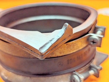 Патрубок впускного коллектора MERCEDES-BENZ S-класс W140 (1991 - 1998) &mdash; Разборка Мерседес