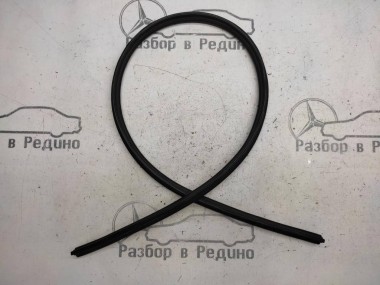 Уплотнитель капота MERCEDES-BENZ V-класс W639 (2003 - 2014) — Разборка Мерседес