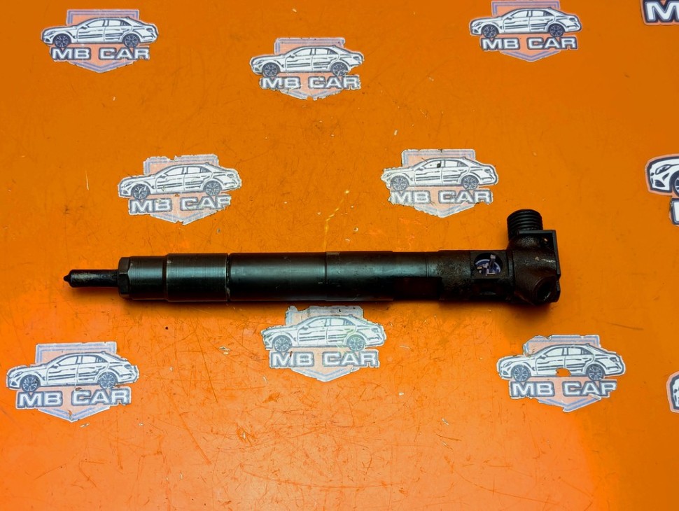 Форсунка ДИЗЕЛЬ MERCEDES-BENZ V-класс W639 (2003 - 2014) фото 1 — Разборка Мерседес