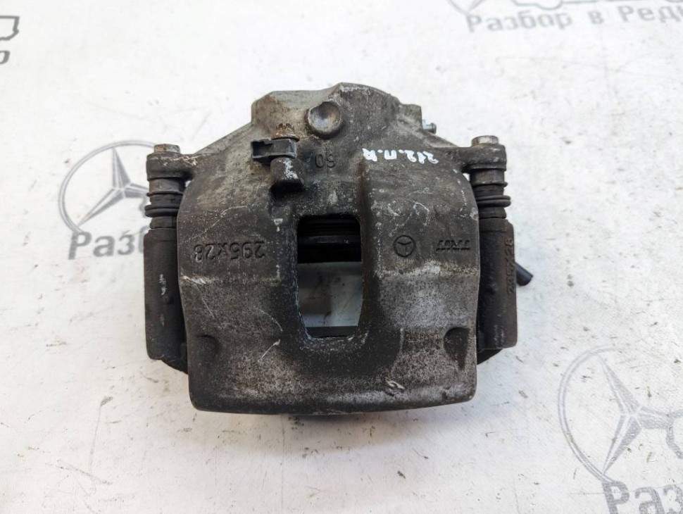 Суппорт передний правый MERCEDES-BENZ E-класс W212/S212/C207/A207 рестайлинг (2013 - 2016) фото 1 — Разборка Мерседес