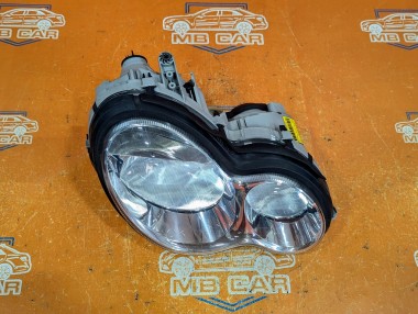 Фара правая MERCEDES-BENZ C-класс W203/S203/CL203 рестайлинг (2004 - 2008) — Разборка Мерседес